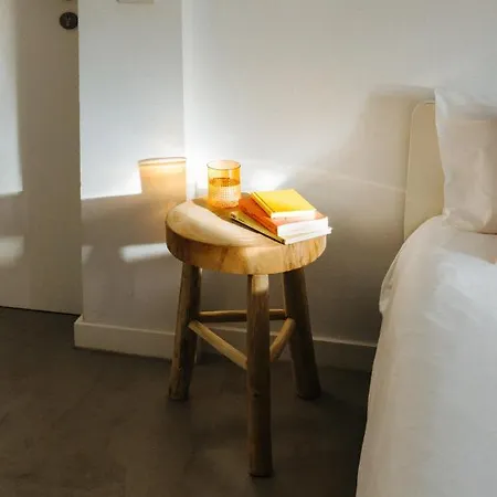 فندق مبيت وإفطار Punta Paradiso 4*
