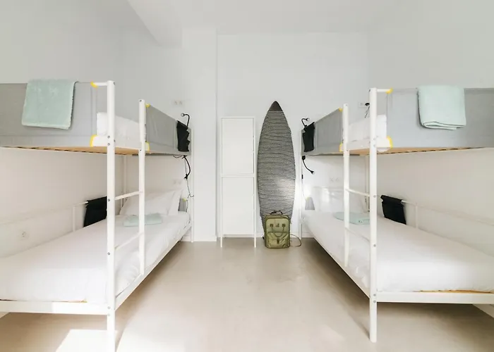 לינה וארוחת בוקר Punta Paradiso 4*